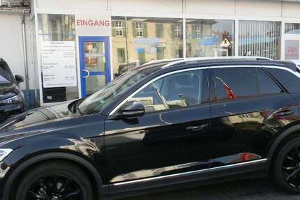 VW T-Roc 29.800 km 22.898 &euro; Kaiserslautern 67655