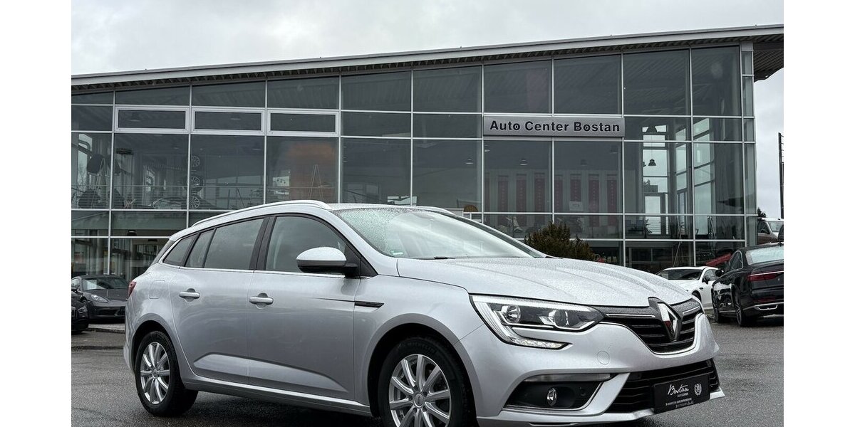 Renault Megane IV Grandtour Business Edition NAVI/PDC 18.665 km 16.900 &euro; Villingen-Schwenningen 78054