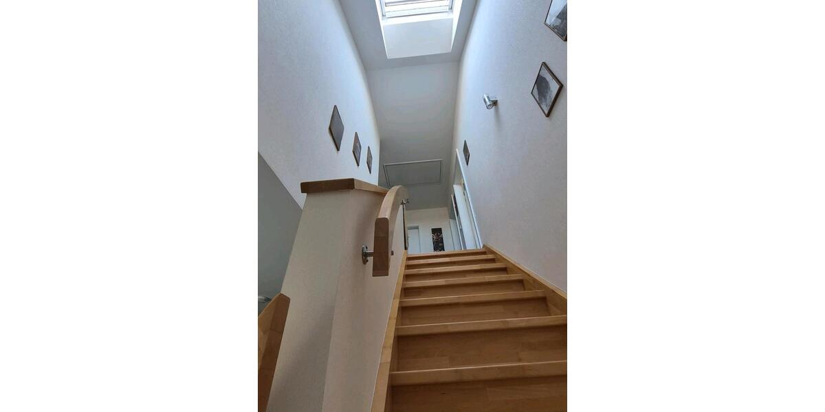 Einfamilienhaus Karlstadt - 8 Zimmer, 228 m&sup2;, 985.000&euro; | Angebot:25422700