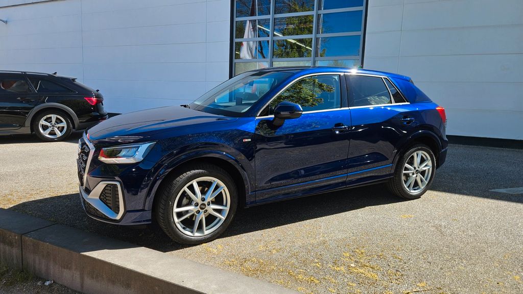 Audi Q2 11.000 km 32.900 &euro; Hamburg 20457