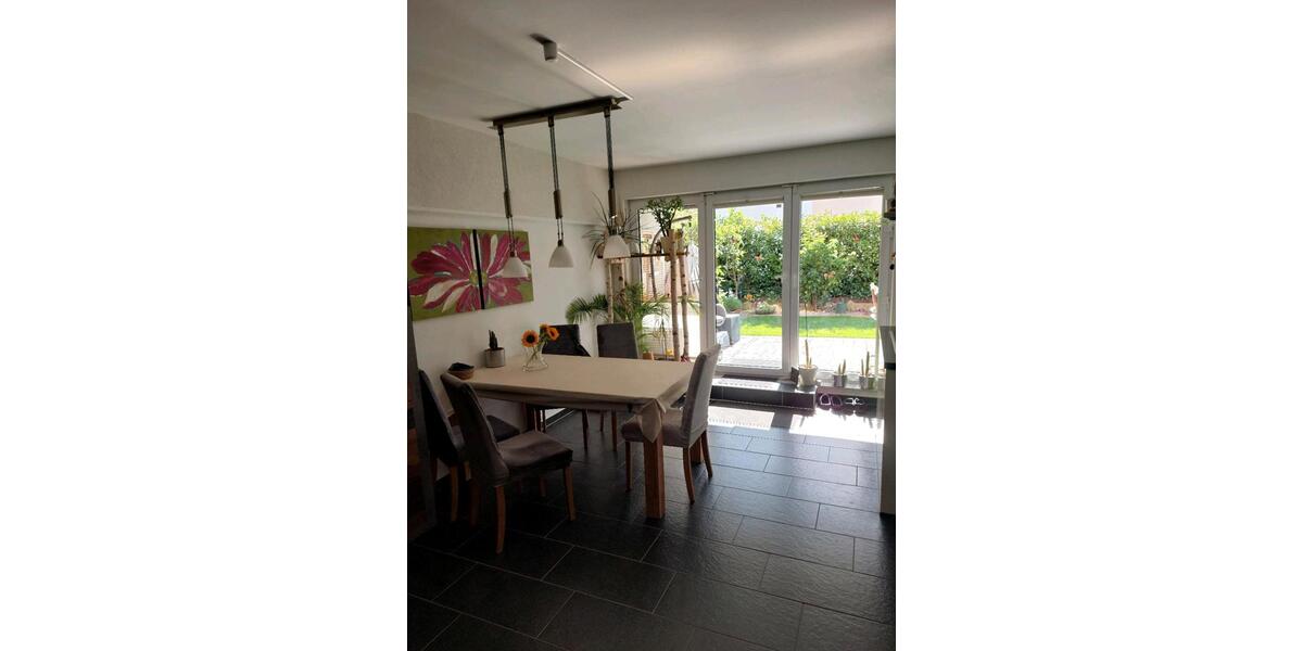 Erdgeschoßwohnung Büttelborn - 3 Zimmer, 85 m&sup2;, 393.000&euro; | Angebot:25394623