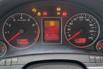 Audi A4 249.000 km 3.300 &euro; Bad Berneck 95460