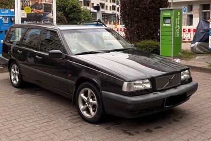 Volvo 850 180.000 km 5.900 &euro; Berlin 10965