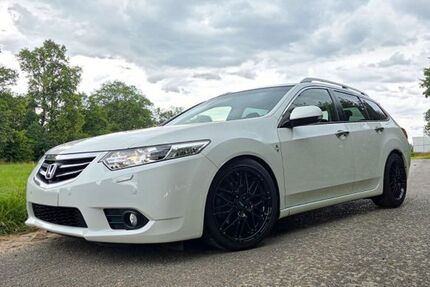 Honda Accord 136.300 km 13.900 &euro; Hamburg 22045