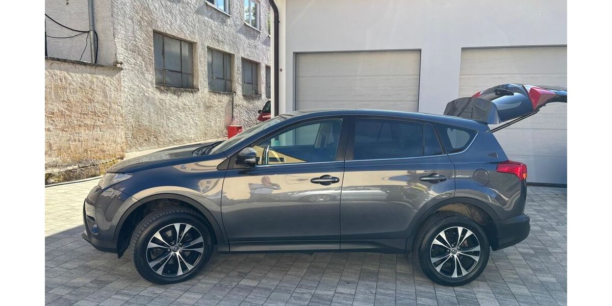 Toyota RAV 4 180.900 km 11.900 &euro; Pollenfeld 85131