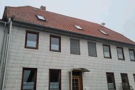 Haus Alfeld (Leine) - 10 Zimmer, 366 m&sup2;, 90.000&euro; | Angebot:26704550