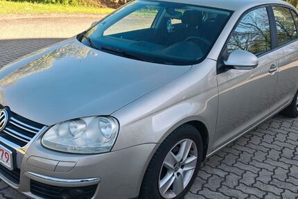 VW Jetta 159.000 km 2.990 &euro; Umpferstedt 99441
