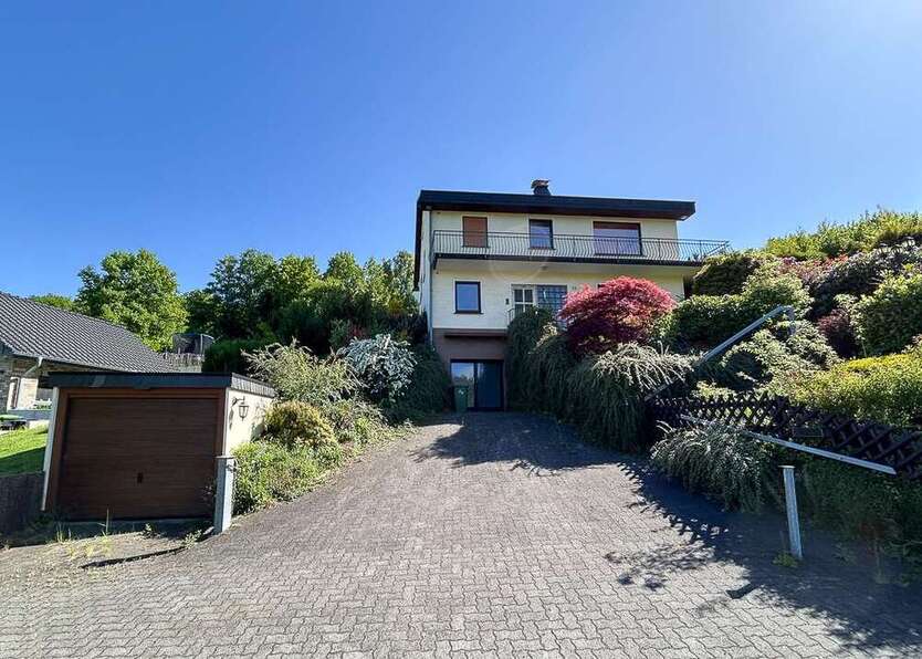 Haus zum Kaufen in Reichshof 295.000 € 112 m²