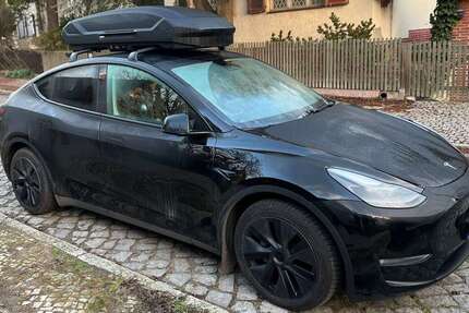 Tesla Model Y 13.011 km 46.000 &euro; Berlin 12105