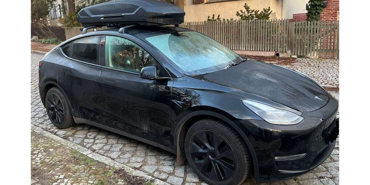 Tesla Model Y 13.011 km 46.000 &euro; Berlin 12105