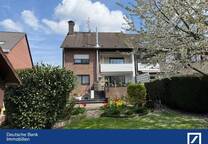 Idylle pur - Zweifamilienwohnhaus auf großem, parkähnlichem Grundstück!