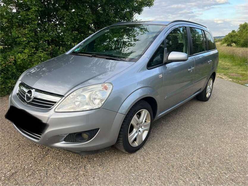 Opel Zafira 194.500 km 2.800 € Aichtal 72631