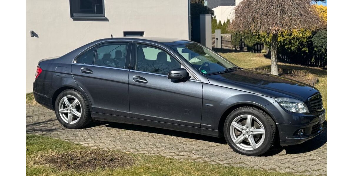 Mercedes-Benz C 180 82.300 km 9.990 &euro; Heidenrod 65321