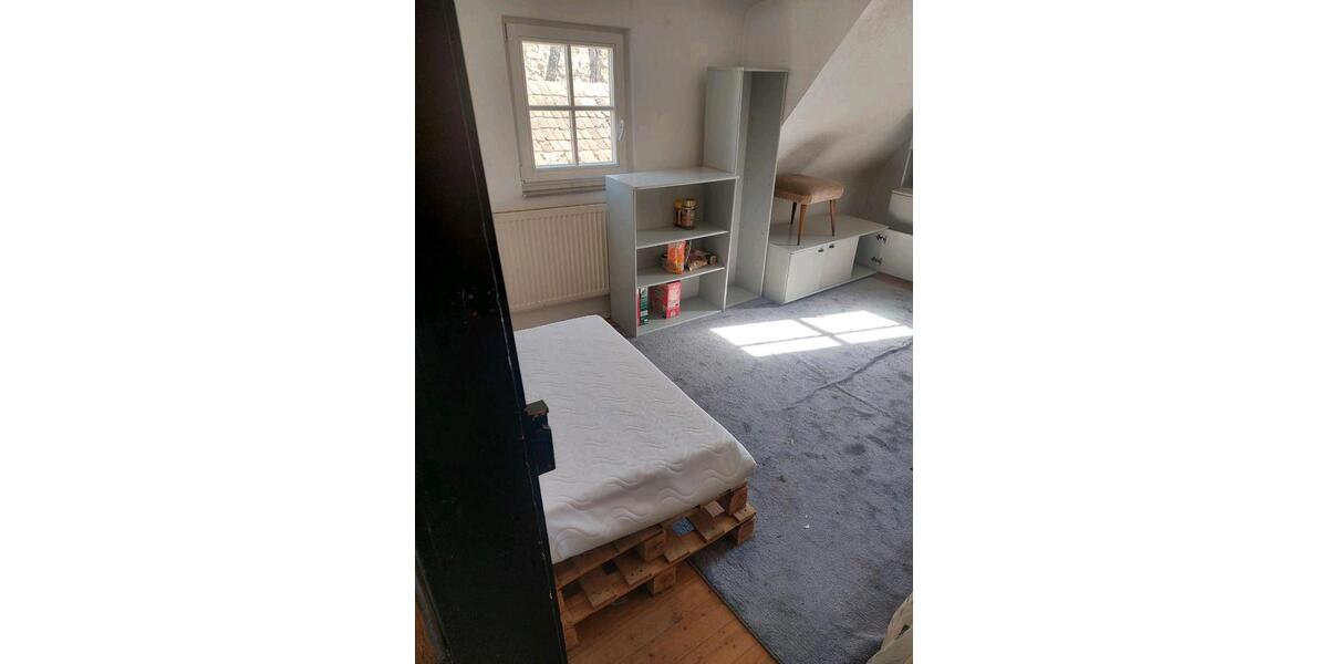 Dachgeschoßwohnung Kupferzell - 2 Zimmer, 40 m&sup2;, 500&euro; | Angebot:26619599