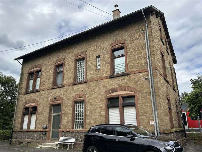 Haus zum Kaufen in Rehweiler 165.000 € 200 m²