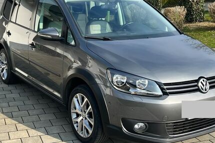 VW Touran 127.000 km 9.990 &euro; Herdwangen/Schönach 88634
