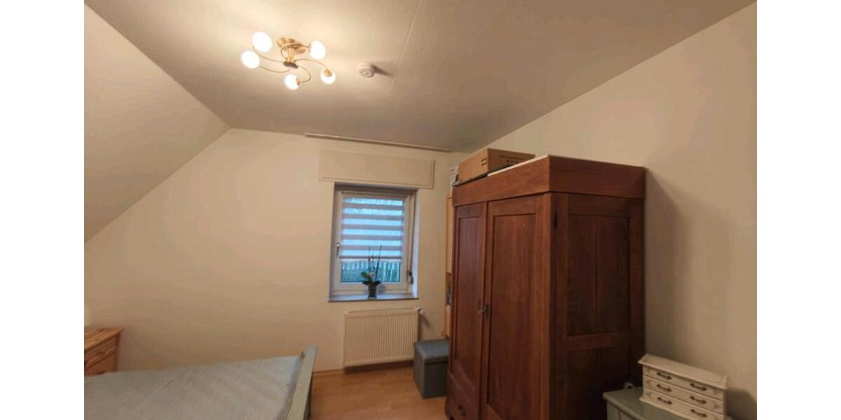 Mehrfamilienhaus, Wohnhaus Warstein - 10 Zimmer, 259 m&sup2;, 180.000&euro; | Angebot:27120014