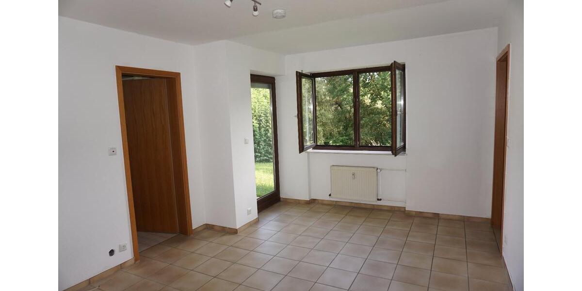 Etagenwohnung Mömbris - 1 Zimmer, 35 m&sup2;, 330&euro; | Angebot:24786264