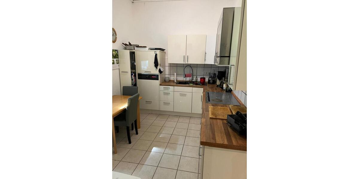 Wohnung EG zu vermieten 4 ZKB, Gäste WC 120m² 4 zimmer