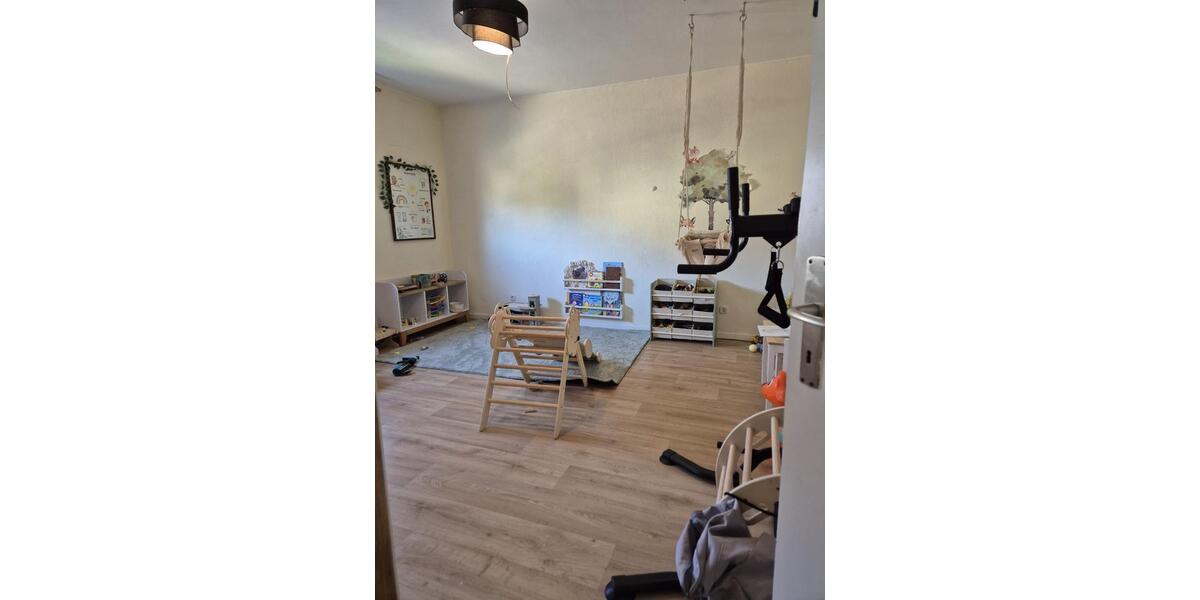 Etagenwohnung Bad Oeynhausen - 3 Zimmer, 100 m&sup2;, 1.050&euro; | Angebot:25567738