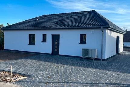 Neubau-Bungalow in Holdenstedt–Erstbezug mit moderner Ausstattug 4 zimmer