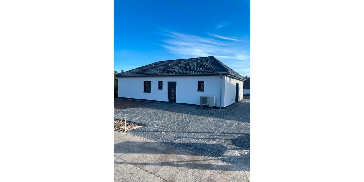 Neubau-Bungalow in Holdenstedt–Erstbezug mit moderner Ausstattug 4 zimmer