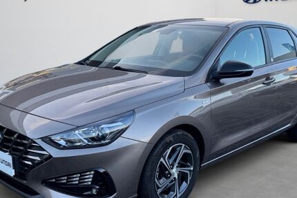 Hyundai i30 44.372 km 17.990 &euro; Schiffweiler 66578