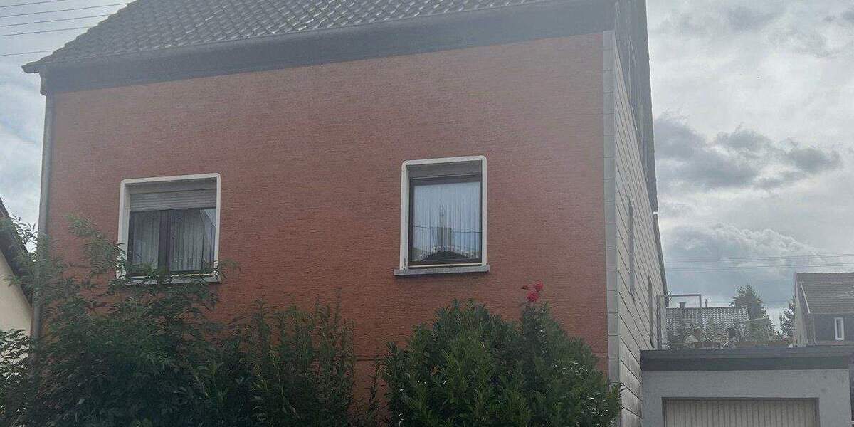 Wieder im Angebot!!!! Freistehendes 1-Familienhaus in zentraler Lage von Lebach zu verkaufen 6 zimmer