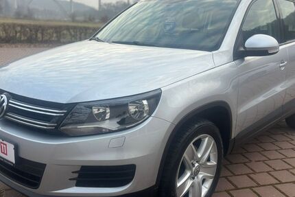 VW Tiguan 147.973 km 9.999 &euro; Melsungen 34212