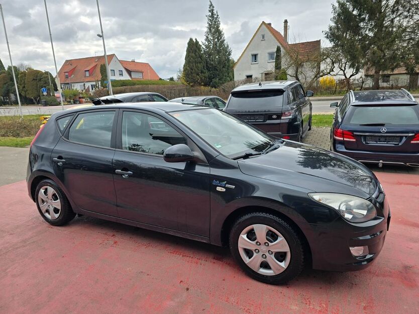 Hyundai i30 114.000 km 2.950 € Weißenhorn 89264