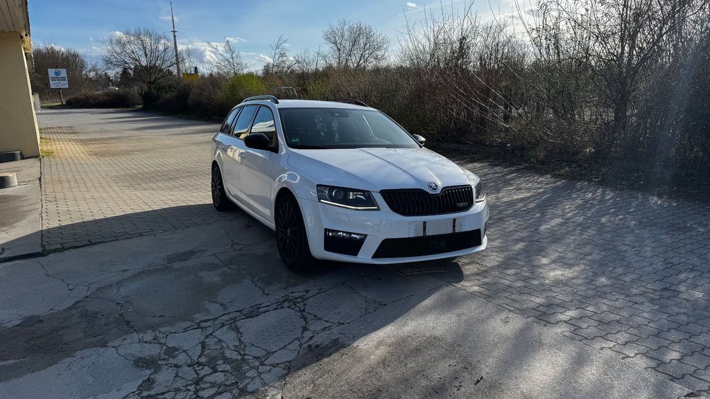 Skoda Octavia 200.000 km 10.499 &euro; Calau 03205