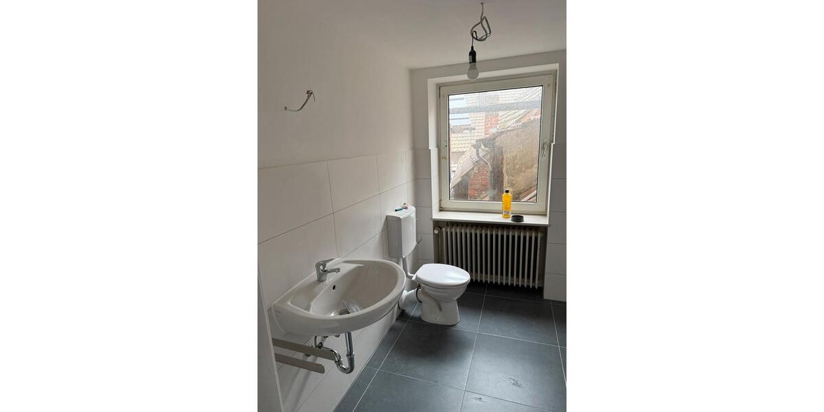 Etagenwohnung Willebadessen - 6 Zimmer, 130 m&sup2;, 1.100&euro; | Angebot:24663464