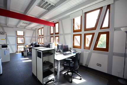 Büro in Sindelfingen 199 € 4 m² zimmer