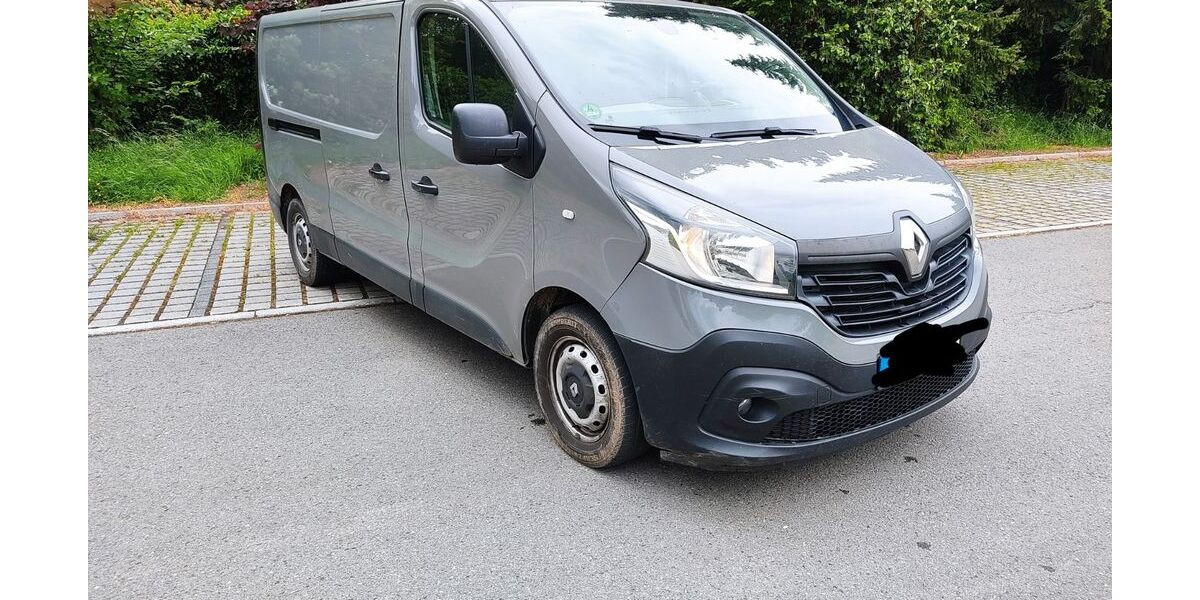 Renault Trafic 220.000 km 6.200 &euro; Chemnitz 09123