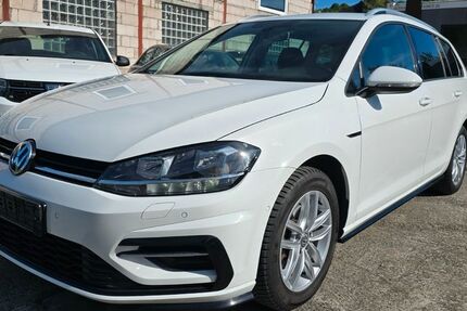 VW Golf 131.000 km 14.700 &euro; Würzburg 97076