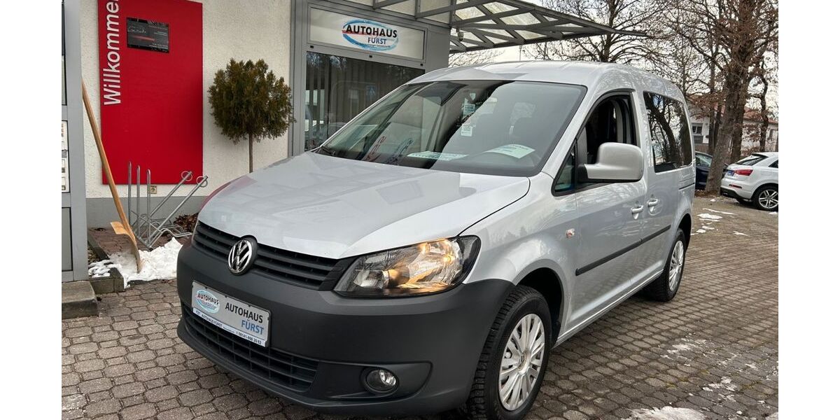 VW Caddy 107.400 km 12.900 &euro; Fürstenfeldbruck (Kreisstadt MÜNCHEN) 82256