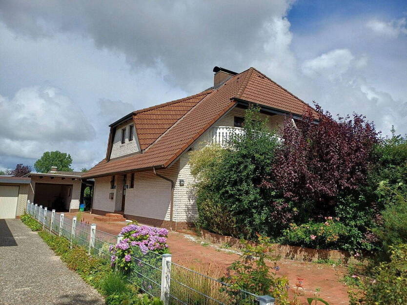 voll unterkellerte Doppelhaushälfte in Kremperheide zu verkaufen