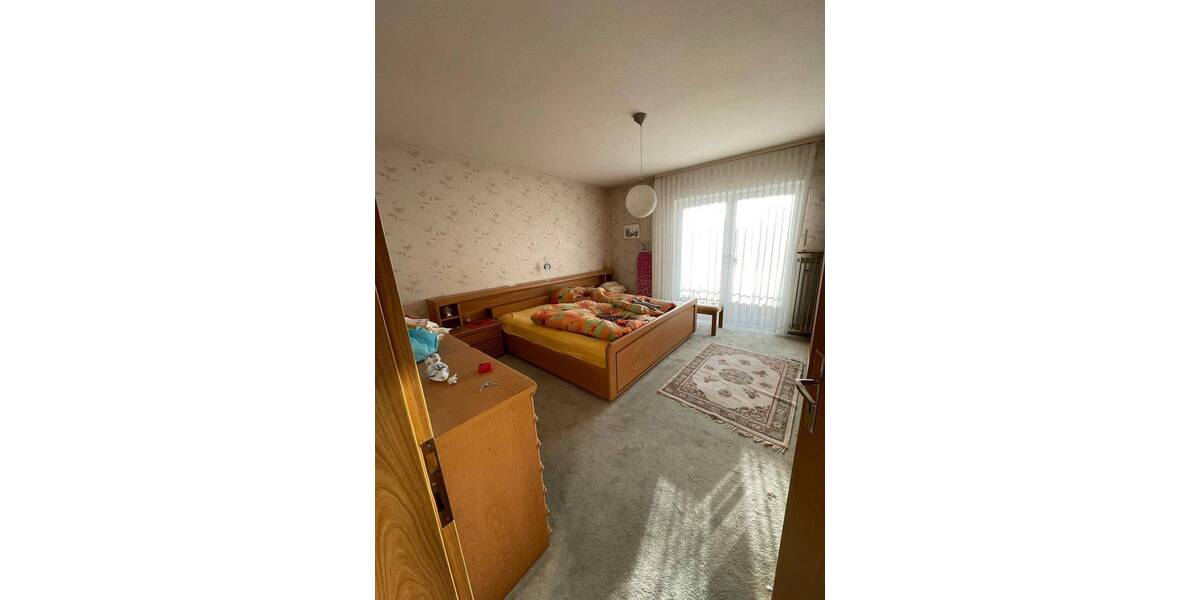 Solides Mehrfamilienhaus mit Ausbaupotenzial in Mannheim-Seckenheim 9 zimmer