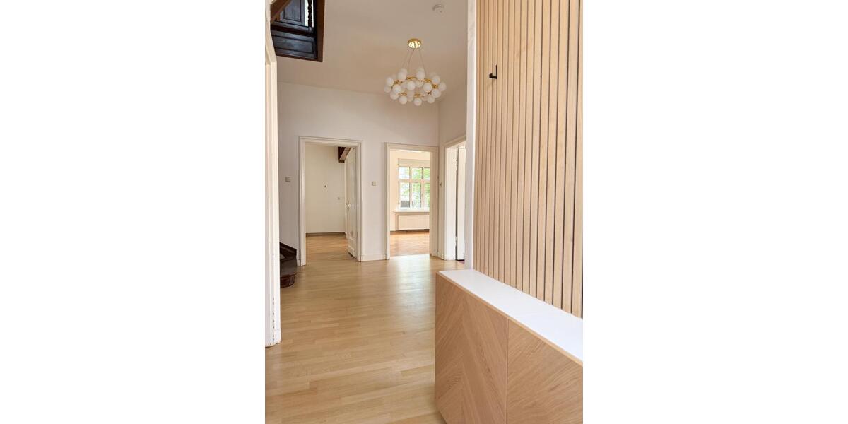 Villa Nordhausen - 10 Zimmer, 230 m&sup2;, 448.000&euro; | Angebot:26819036