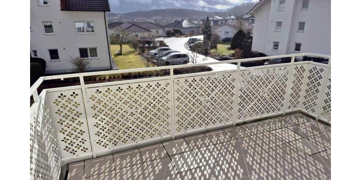 Etagenwohnung Hildburghausen Häselrieth - 3 Zimmer, 87 m&sup2;, 163.000&euro; | Angebot:25166836