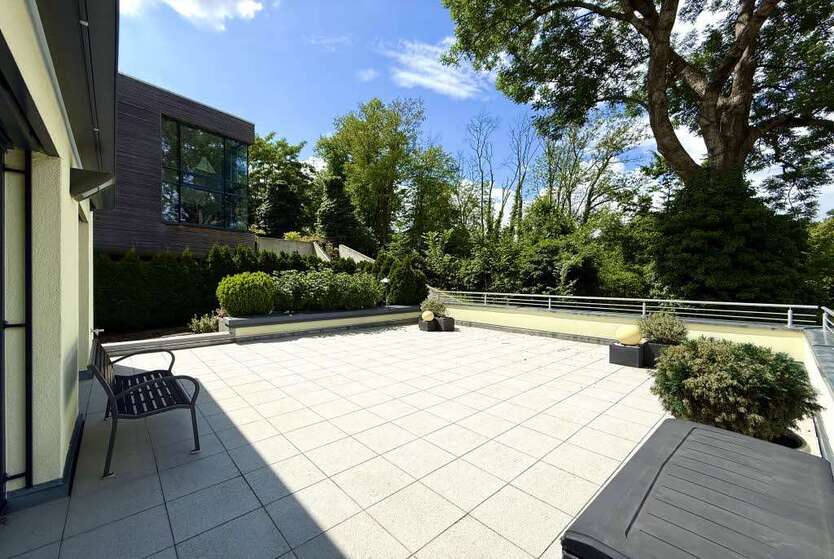 Wohnung zum Kaufen in Halle (Saale)-Giebichenstein 696.000 € 123 m² 3 zimmer