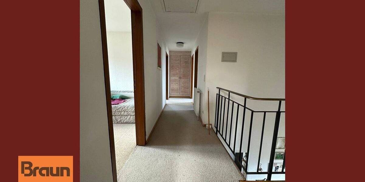 Mehrfamilienhaus, Wohnhaus Sankt Georgen im Schwarzwald Stadtgebiet - 5 Zimmer, 150 m&sup2;, 310.000&euro; | Angebot:26512820