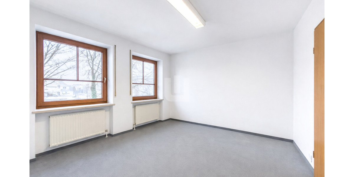 WINDISCH IMMOBILIEN - Attraktive Praxis-, bzw. Büroflächen mit 4 Räumen im Herzen von Puchheim - Gewerbeobjekt Puchheim | Angebot:26380926