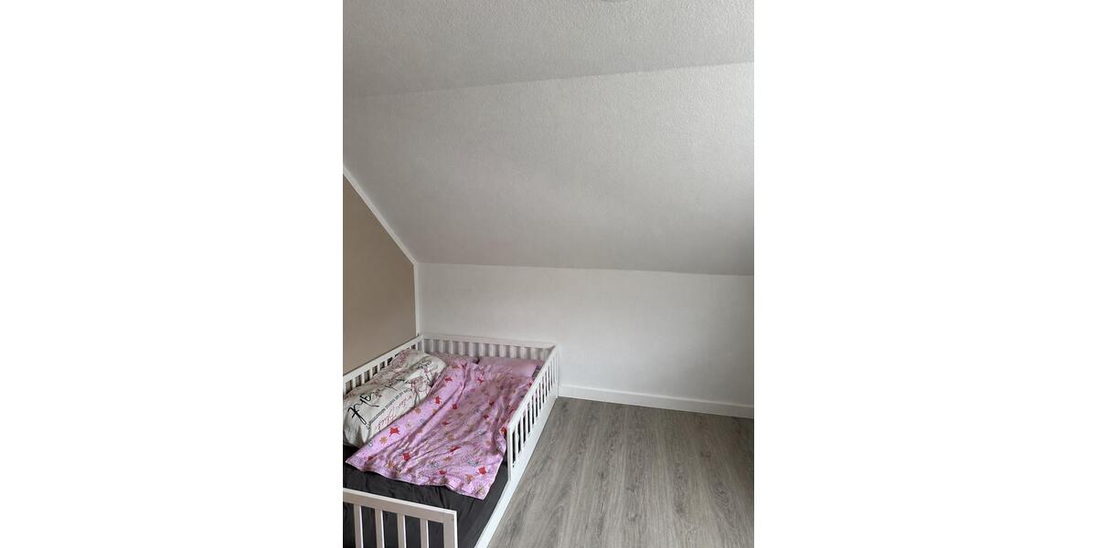 Dachgeschoßwohnung Itzehoe - 3 Zimmer, 70 m&sup2;, 825&euro; | Angebot:26649690