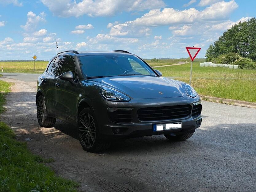 Porsche Cayenne 138.000 km 41.500 € Fürth 90765
