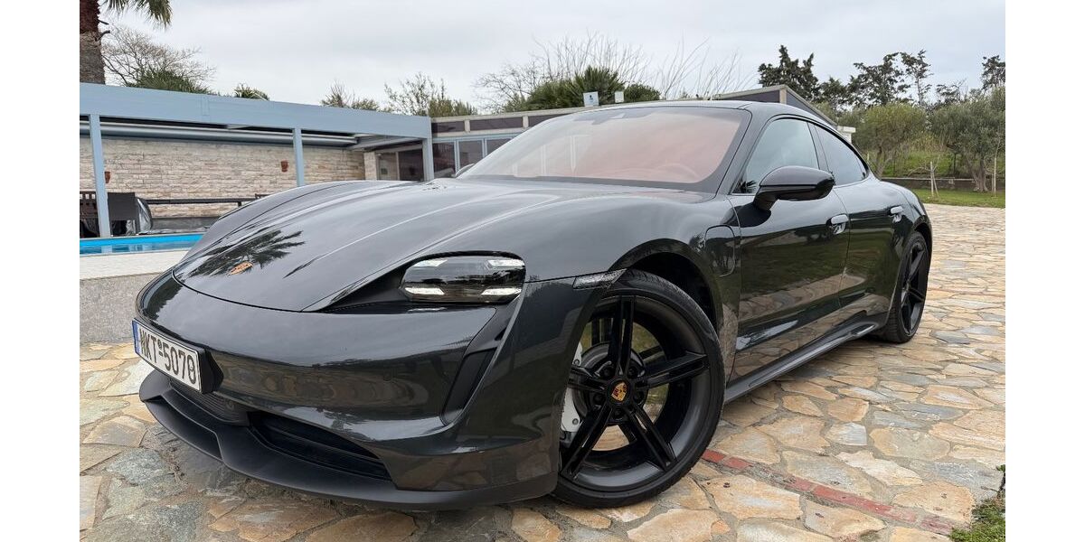 Porsche Taycan 43.600 km 76.999 &euro; Floß 92685
