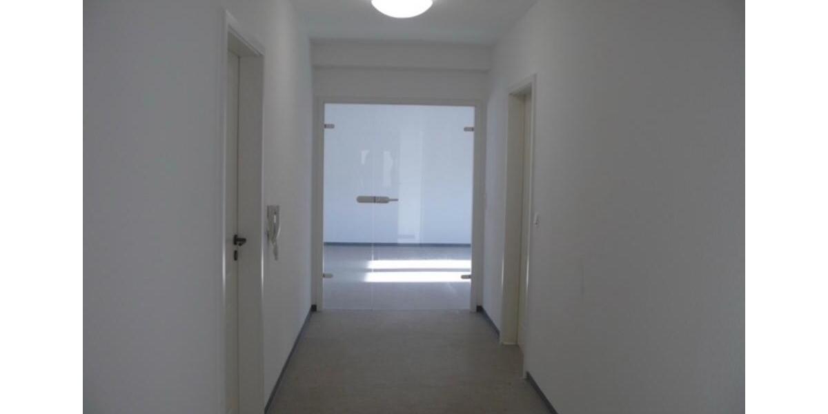 Ab 01.04.2026 Schöne 3-Zimmer Dachgeschosswohnung in Lich 3 zimmer