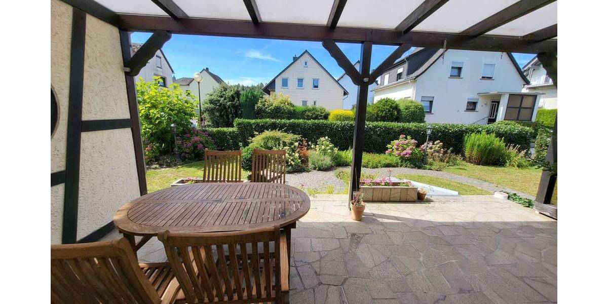 Einfamilienhaus Montabaur / Horressen Horressen - 7 Zimmer, 206 m&sup2;, 369.000&euro; | Angebot:23961159