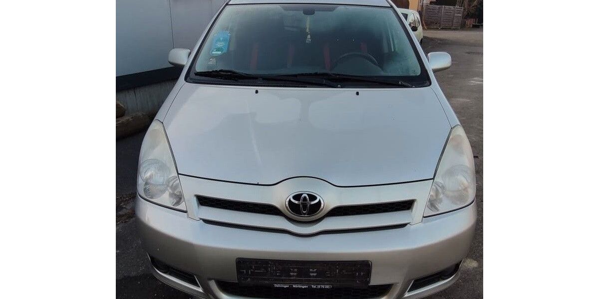 Toyota Corolla Verso 144.300 km 1.300 &euro; Dillingen an der Donau 89407