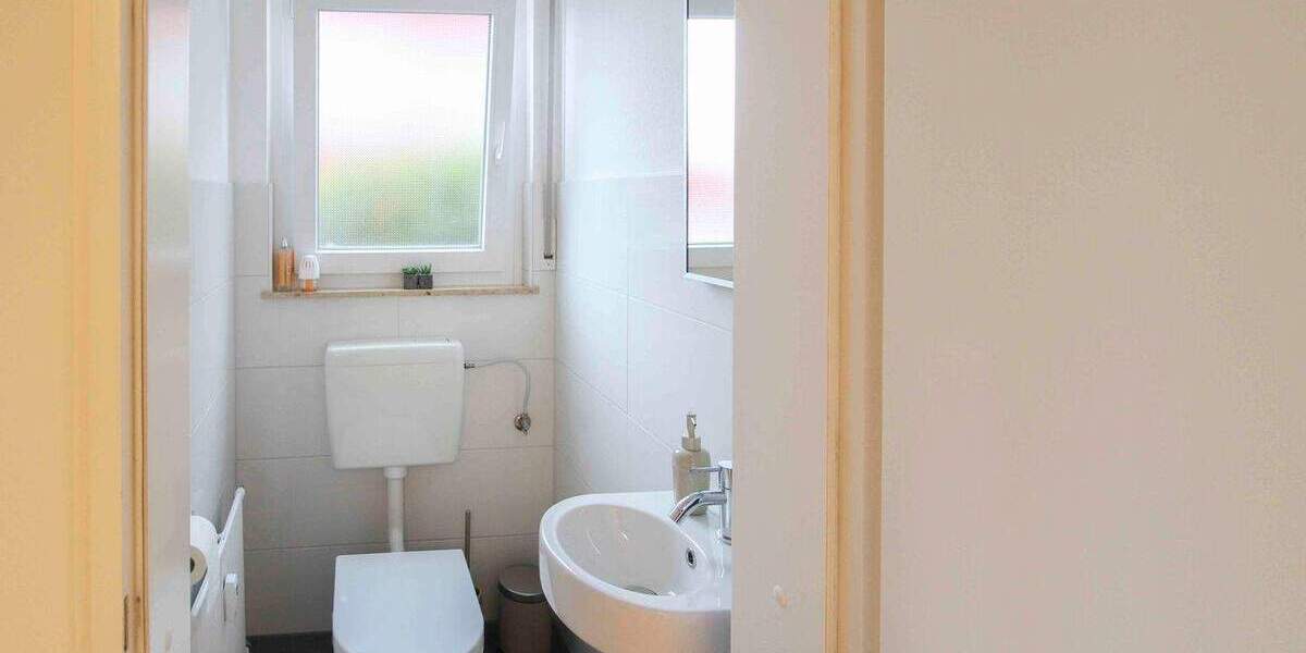 Etagenwohnung Neuenbürg - 3 Zimmer, 98 m&sup2;, 269.000&euro; | Angebot:25928961